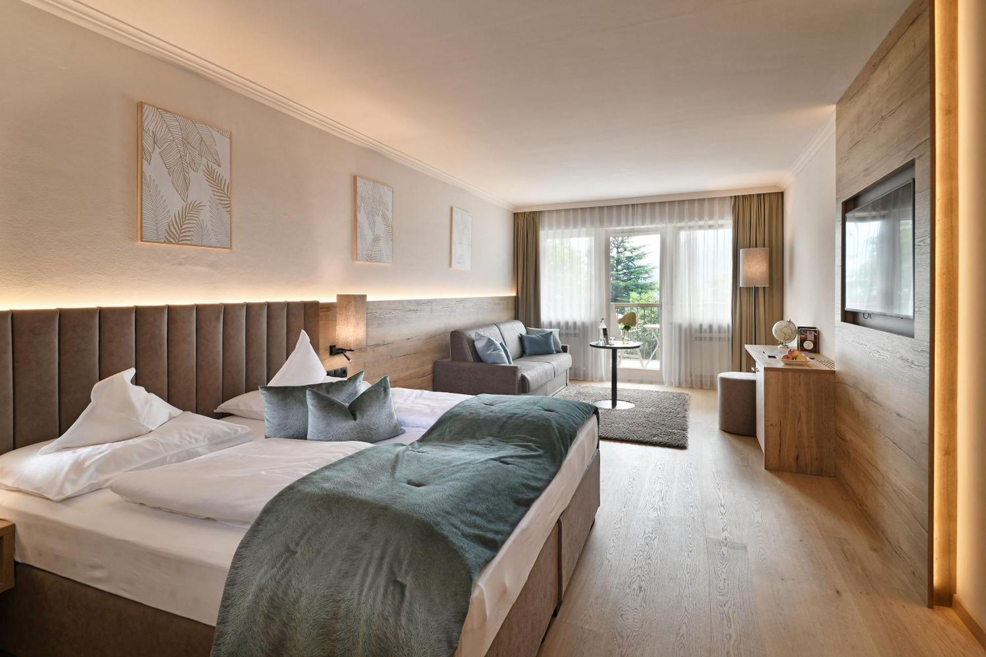 Hotel Das Stachelburg Parcines Eksteriør bilde