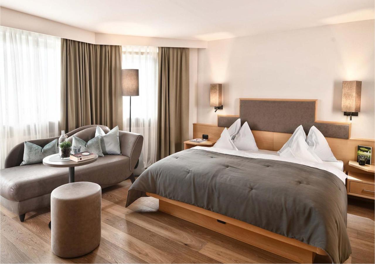 Hotel Das Stachelburg Parcines Eksteriør bilde